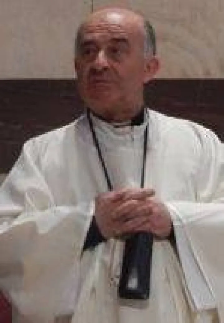 Il parroco don Marcello