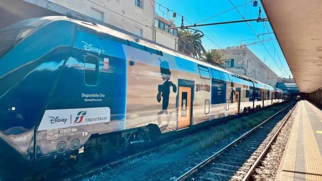 Il treno «rock» dedicato a Pinocchio alla stazione di Santa Maria Novella