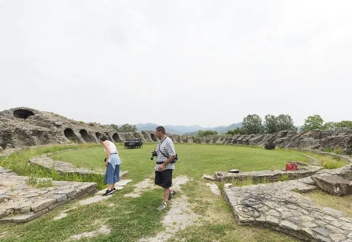 L’anfiteatro romano nell’area archeologica di Luni