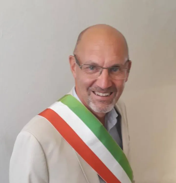 Il sindaco di Massa Marcello Giuntini