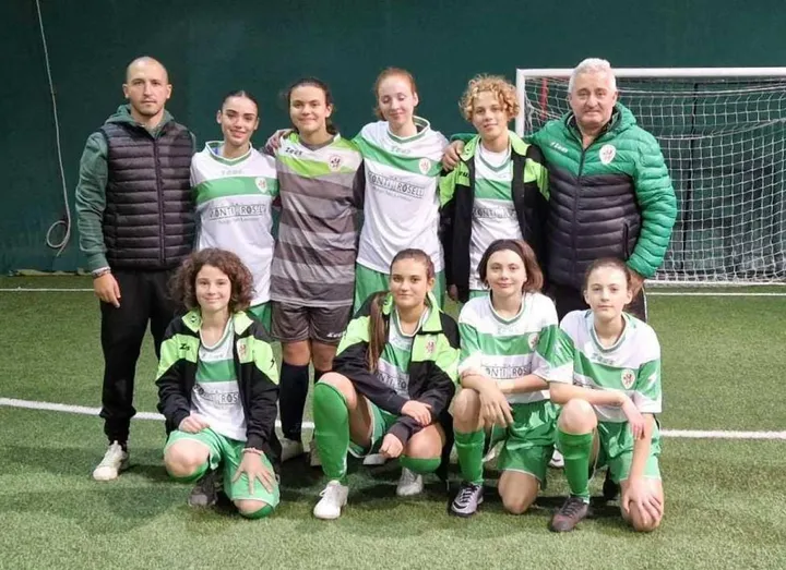 La squadra Under 15 calcio a 5 femminile della Fortis Juventus