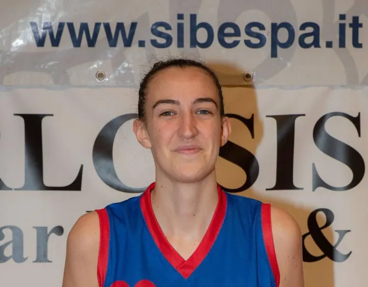 Marta Ponzecchi della Rlc Sistemi basket, che ha segnato 7 punti di fila e di fatto ha chiuso. la partita. all’intervallo lungo (46-26)