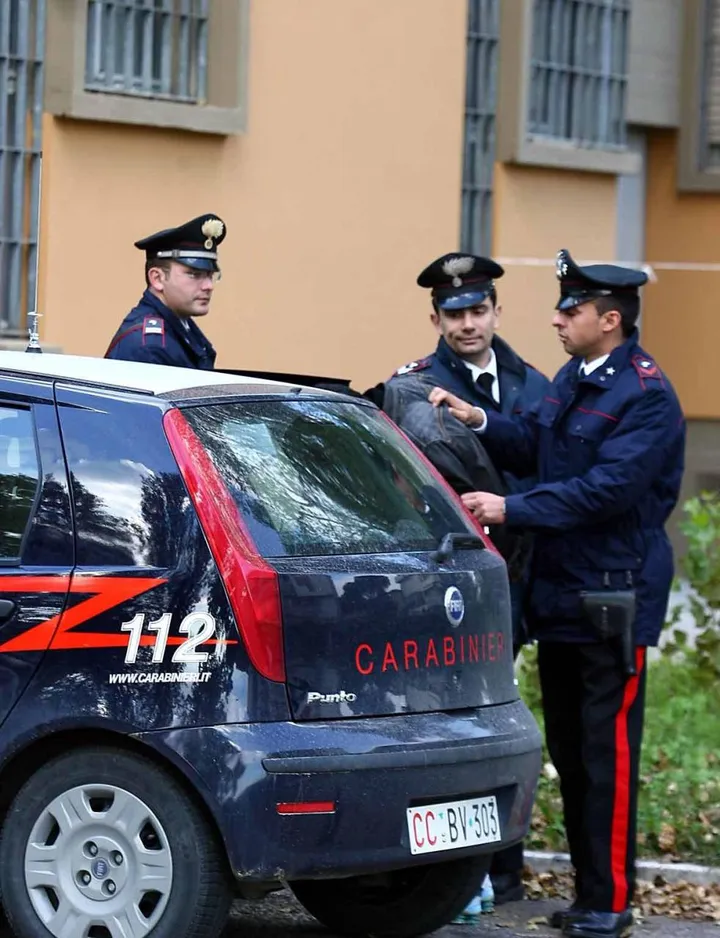 I carabinieri della compagnia di Empoli hanno condotto le indagini sul delicatissimo caso che vede coinvolta una minorenne