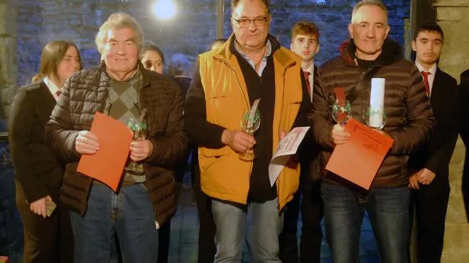 I premiati dei rossi: 1°. Lino Galeotti, 2° Walter Sarti Cipriani, 3° Walter Amadei