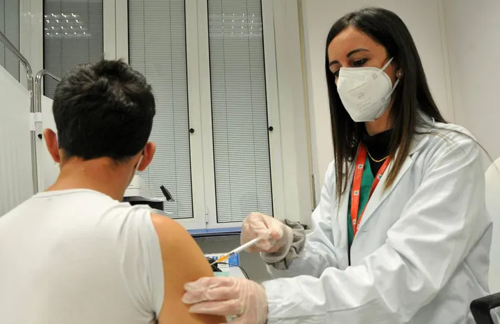 Giovanni Chielpo aveva ricevuto la prima dose del vaccino Moderna (. foto archivio