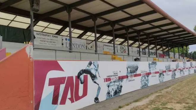 Il Tau calcio potrà tornare a giocare a casa: qui lo stadio prima degli ultimi lavori