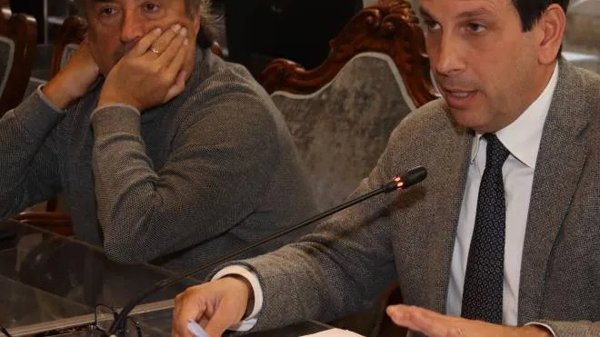 L’assessore Raffaele Latrofa con l’architetto Fabio Daole