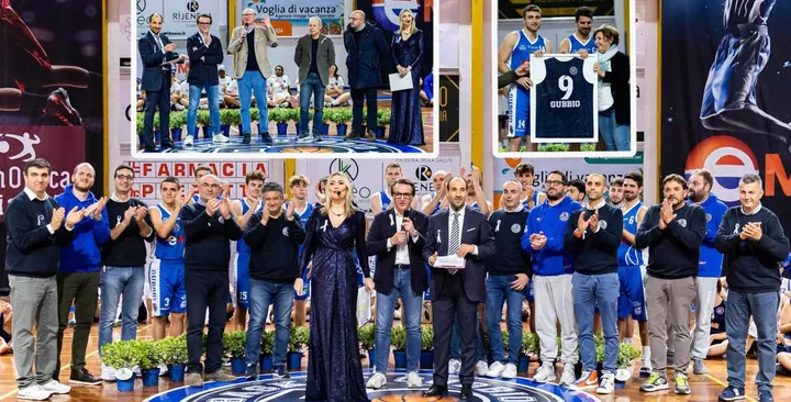 Tre foto della cerimonia svoltasi nel pomeriggio di domenica nella Palestra Polivalente per i 50 anni del. Basket Gubbio