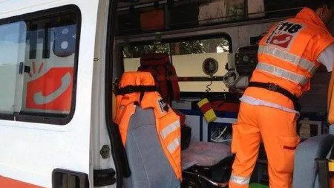 La donna ha partorito sull’ambulanza che la trasportava in ospedale