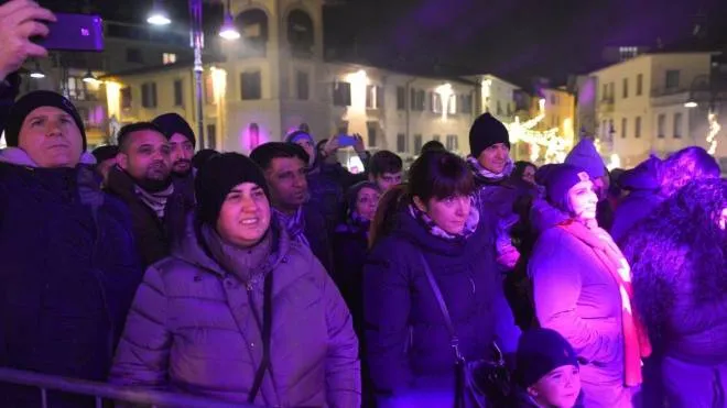 La festa di fine anno a Sant’Agostino: complice la Fiera l’evento torna alla piazza. Due progetti si contrappongono