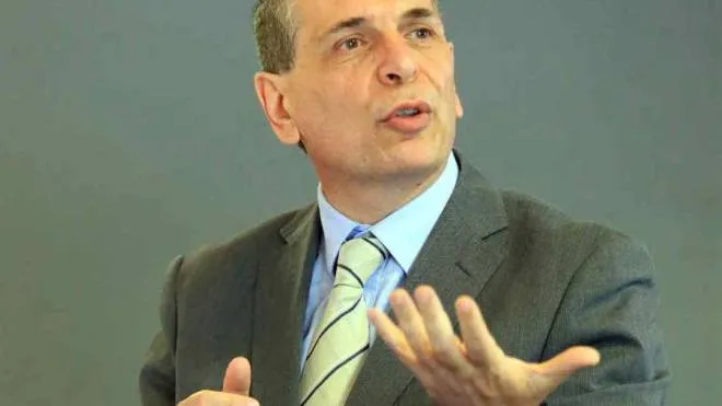 Il direttore generale della Usl Umbria 2, Massimo De Fino
