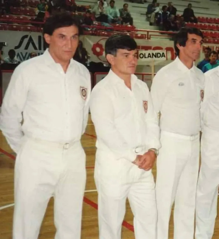 Mario Del Carlo (al centro della foto) ai mondiali di Bassano. Recentemente è stato premiato dalla Fisr come arbitro più rappresentativo del secolo