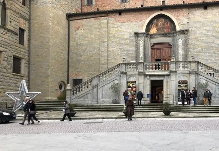 All’interno del Duomo le 250 Natività realizzate da cinquanta maestri artigiani che hanno attirato moltissimi turisti