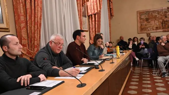 Il consiglio comunale di Agliana: il voto sulla mozione di sfiducia, mercoledì sera