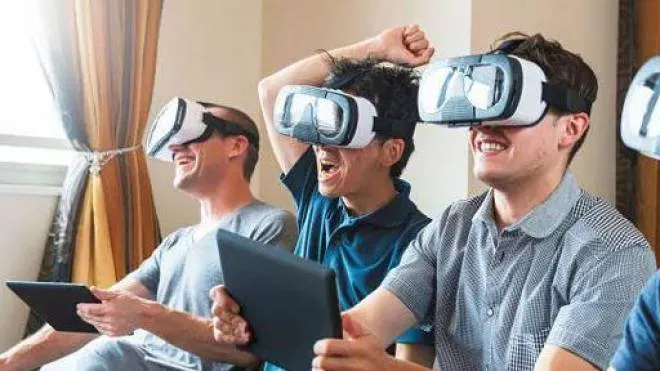 Visori di realtà virtuale consentiranno esperienze immersive nei contenuti didattici