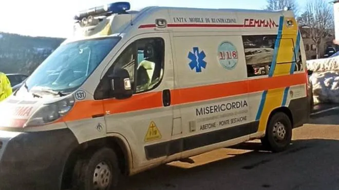 Abetone bambino di sei anni cade da due metri in zona Pulicchio