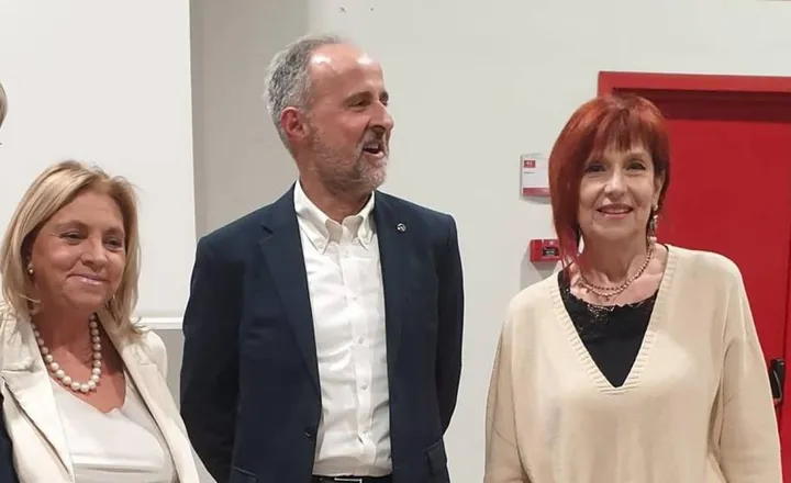 I dirigenti scolastici Lucia Bacci, Lorenzo Pierazzi e Chiara Casucci
