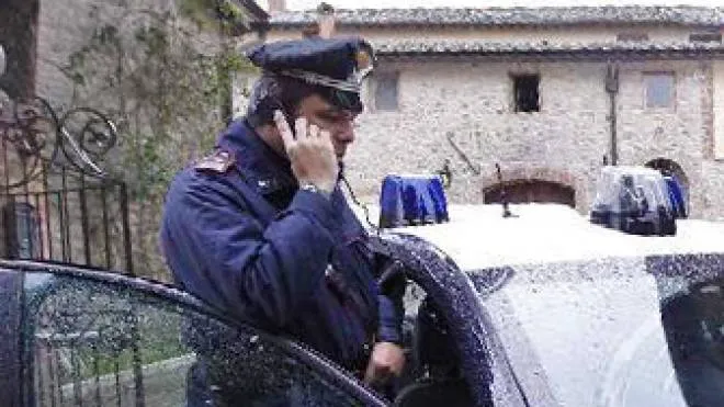 cc; carabinieri; indagini; furti;