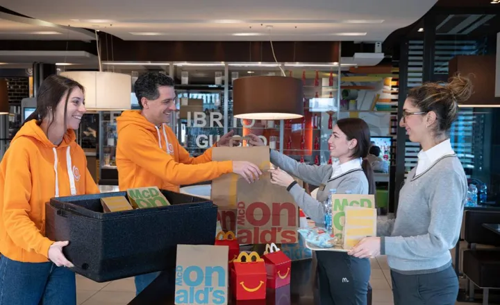McDonald’s, che in provincia conta 5 ristoranti, rilancia l’iniziativa “Sempre aperti a donare“