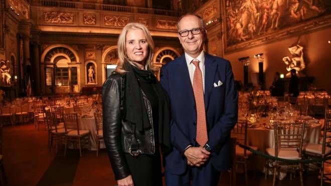 Firenze, Palazzo Vecchio: serata di gala della Fondazione Robert F. Kennedy  for Human Rights. Kerry Kennedy e Filippo Sabatini (Cabras/New Press Photo)