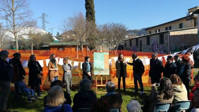 Presentazione dell'iniziativa ‘Le Cure dell'Horto’ nel parco dell’Area Pettini-Burresi