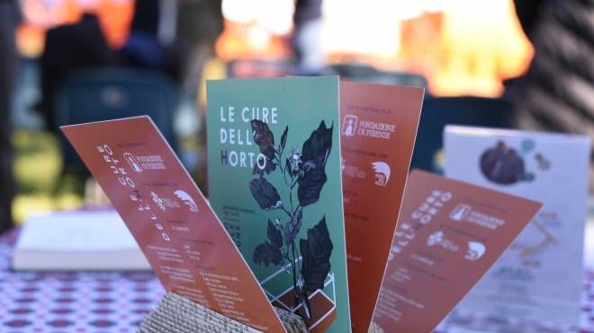 Presentazione dell'iniziativa ‘Le Cure dell’Horto’ nel parco dell’Area Pettini-Burresi