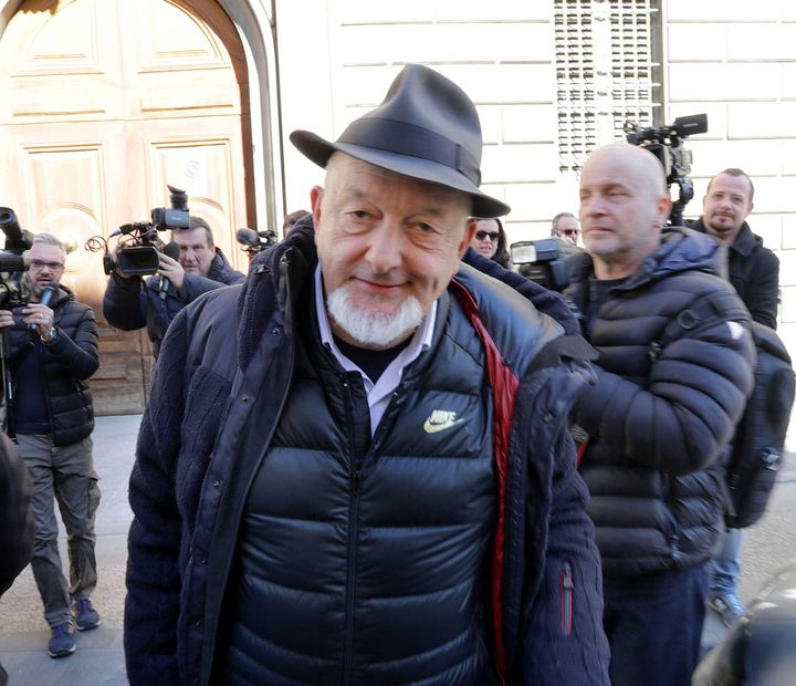 Tiziano Renzi davanti allo studio legale del suo avvocato (Umberto Visintini/New Press Photo)