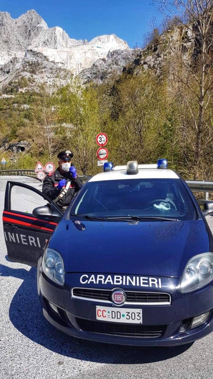 I pattugliamenti fiori città effettuati dai carabinieri di Carrara 