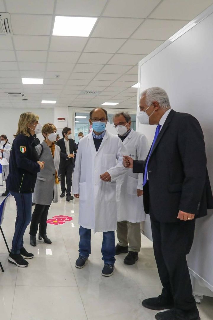 La visita di Giani al nuovo centro vaccinale di Empoli (foto Tommaso Gasperini/Germogli)