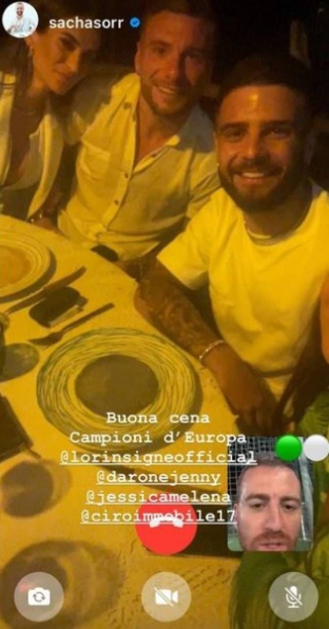Jessica Melena, Ciro Immobile e Lorenzo Insigne a Ibiza subito dopo l'Europeo in uno scatto della moglie di Insigne, Genny Drone