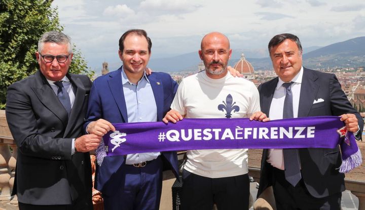 Fiorentina, la presentazione di Vincenzo Italiano a piazzale Michelangiolo. Qui con Daniele Pradè, Joseph Commisso e Joe Barone (Germogli)