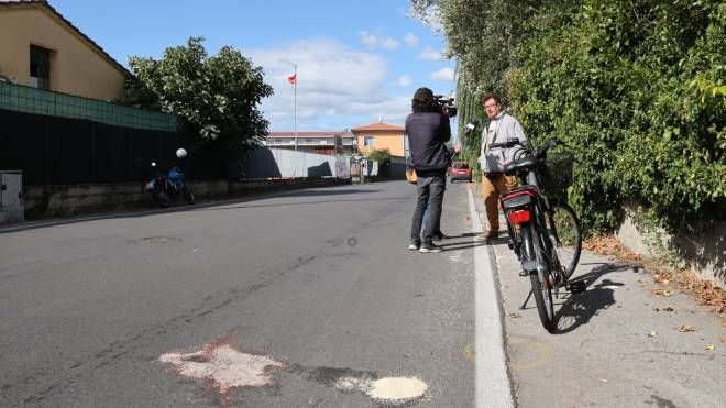Massimo Benigno travolto e ucciso da un'auto pirata, il luogo della tragedia (Foto Germogli)