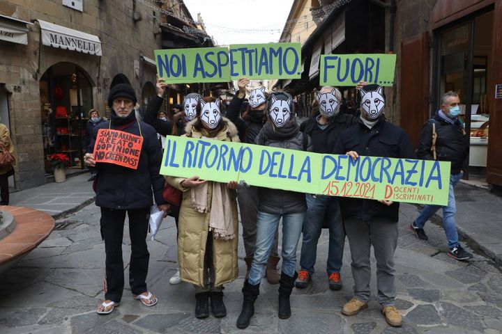 Firenze, manifestazione degli insegnanti no vax (New Press Photo)
