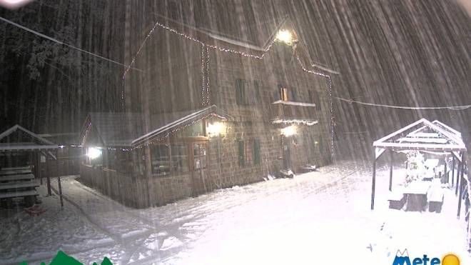 Appennino Tosco-Emiliano, nevicata nella notte del 5 gennaio 2022 (foto Rete meteo amatori)