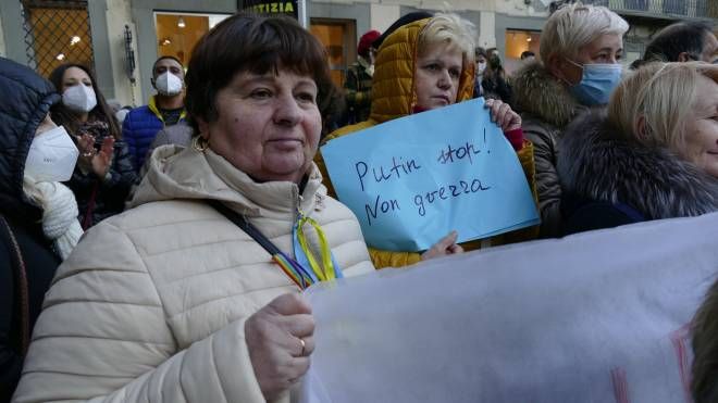 Prato, la manifestazione contro la guerra in Ucraina (foto Attalmi)