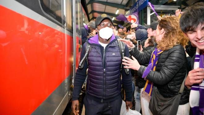 L'arrivo della Fiorentina alla stazione (Fotocronache Germogli)