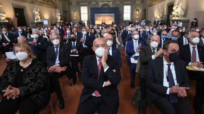 Firenze, primo maggio: cerimonia di consegna delle onorificenze delle Stelle al Merito ai lavoratori della  Toscana  (foto Marco Mori /New Press Photo)
