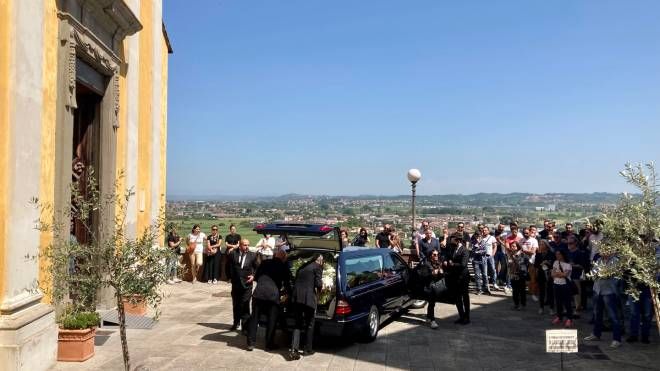 Il funerale di Jacopo Varriale (foto Luca Bongianni/Germogli)