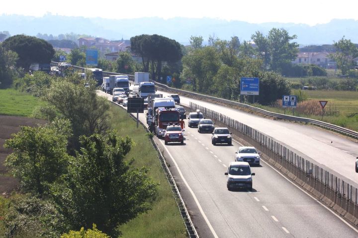 Incidente in Fi-Pi-Li, traffico bloccato tra Pontedera Est e il bivio Pisa-Livorno (Bongianni/Fotocronache Germogli)