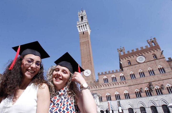 Graduation Day a Siena (foto Paolo Lazzeroni)