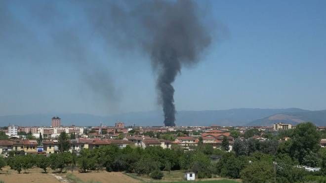 Firenze, incendio al Poderaccio.  (Gianluca Moggi/New Press Photo)