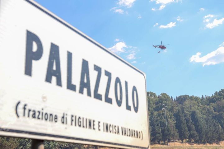 L'incendio a Palazzolo (foto Germogli)