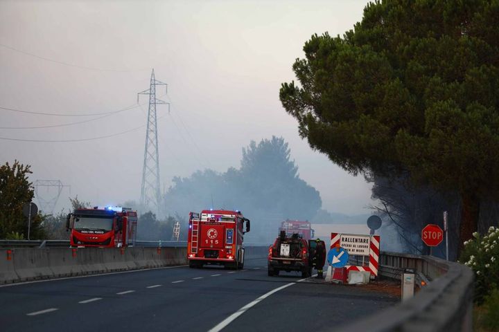 L'incendio in Fipili (Tommaso Gasperini / Fotocronache Germogli)