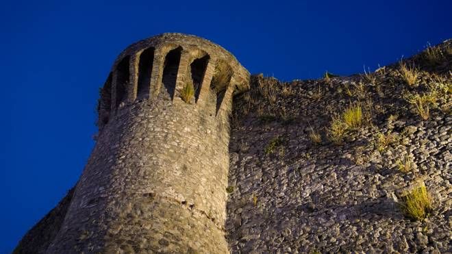 Un salto nel Medioevo, grande successo per la rievocazione a Castiglione di Garfagnana (Foto Borghesi)