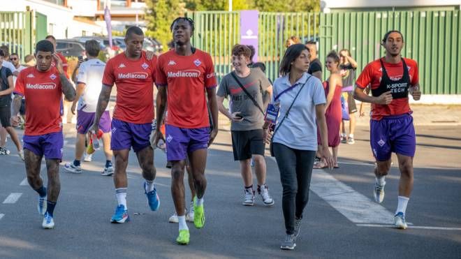 Fiorentina, il trasferimento dai campini al Franchi per l'allenamento (Fotocronache Germogli)