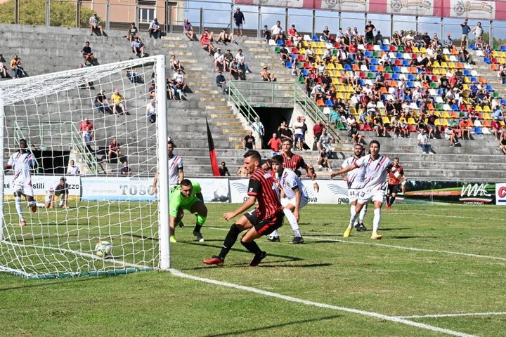 Lucchese-Imolese 3-1, le foto della partita (Foto Alcide)