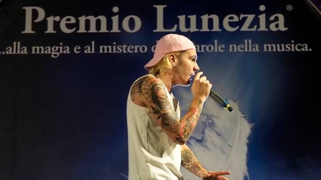L’esibizione del rapper italiano Il Tre