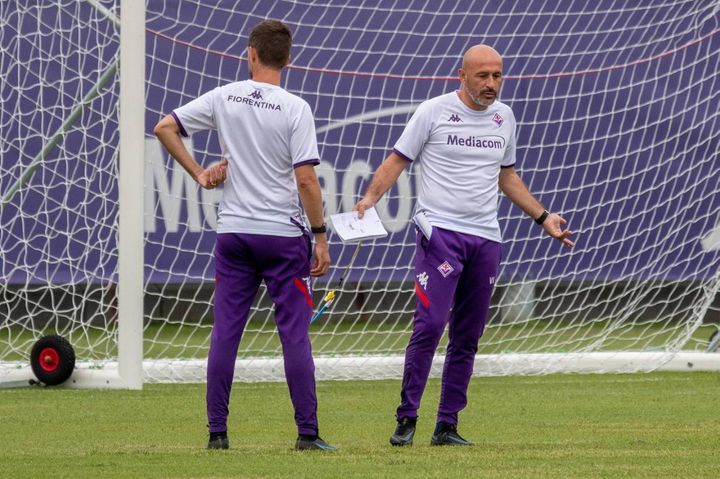Fiorentina, l'allenamento di rifinitura prima della Conference (foto Germogli)