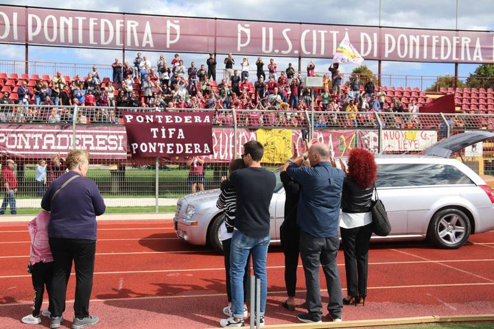 La cerimonia allo stadio (foto Luca Bongianni/Germogli)