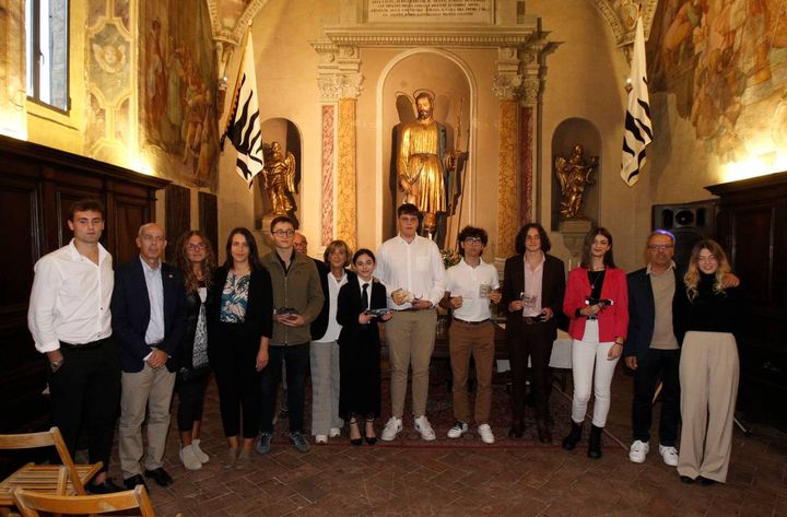 Prima edizione del Premio David Rossi: i giovani under 25 che hanno avuto il riconoscimento (Foto Lazzeroni)